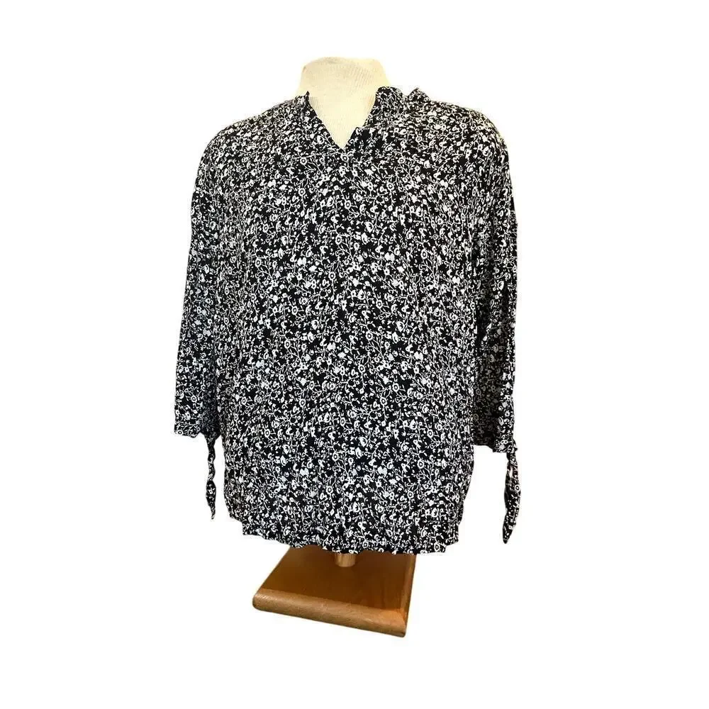 JONES AND CO BLACKAND WHITE FLORAL BLOUSE WOMENS XXL - Picture 1 of 7